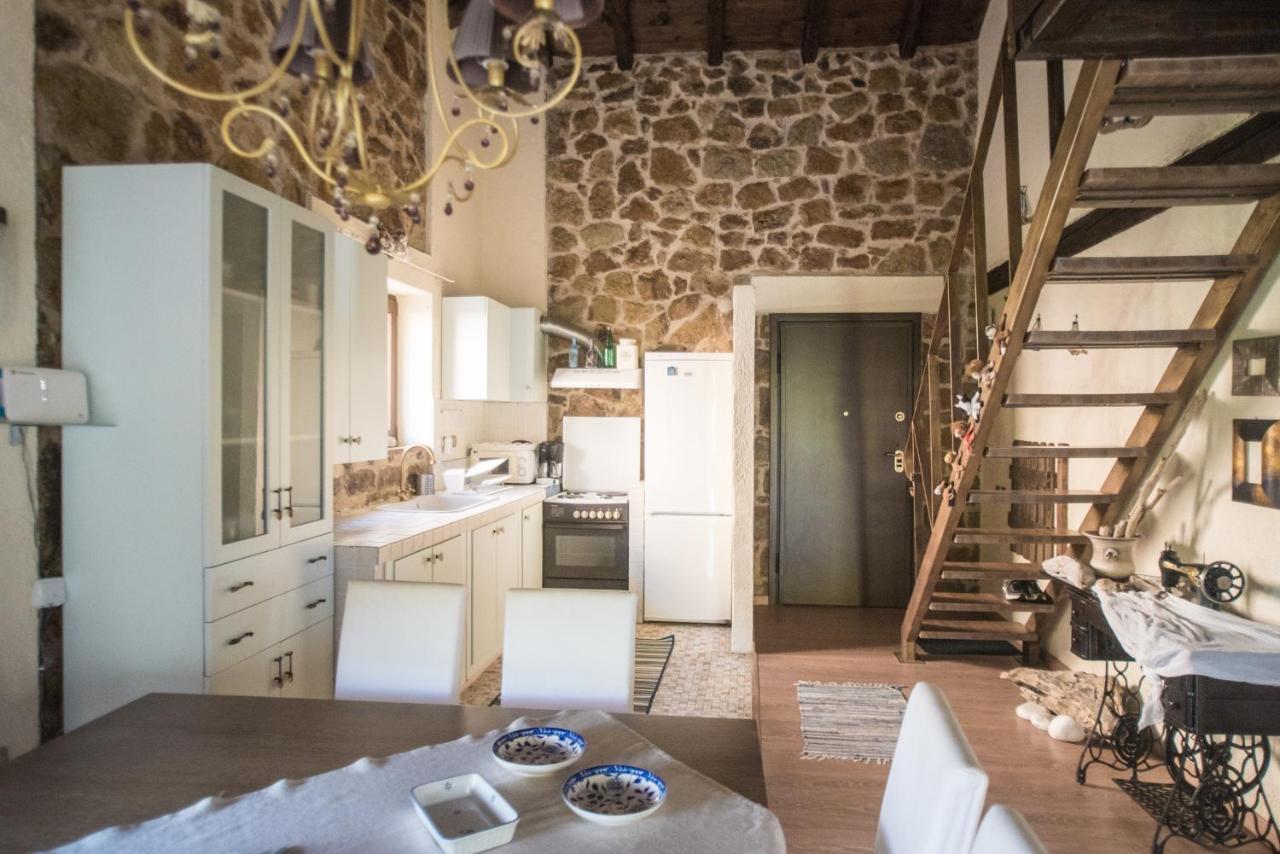 Stone Villas Неа Рода Екстериор снимка