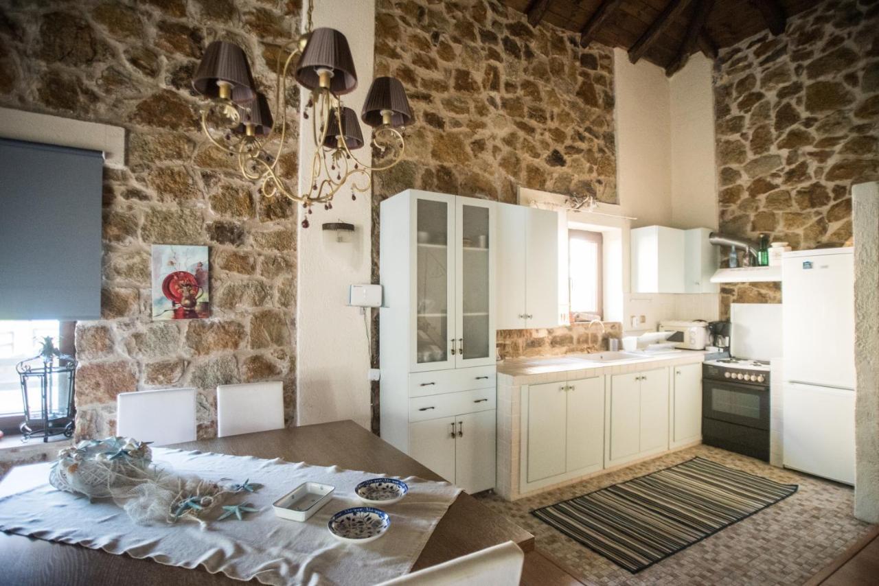 Stone Villas Неа Рода Екстериор снимка