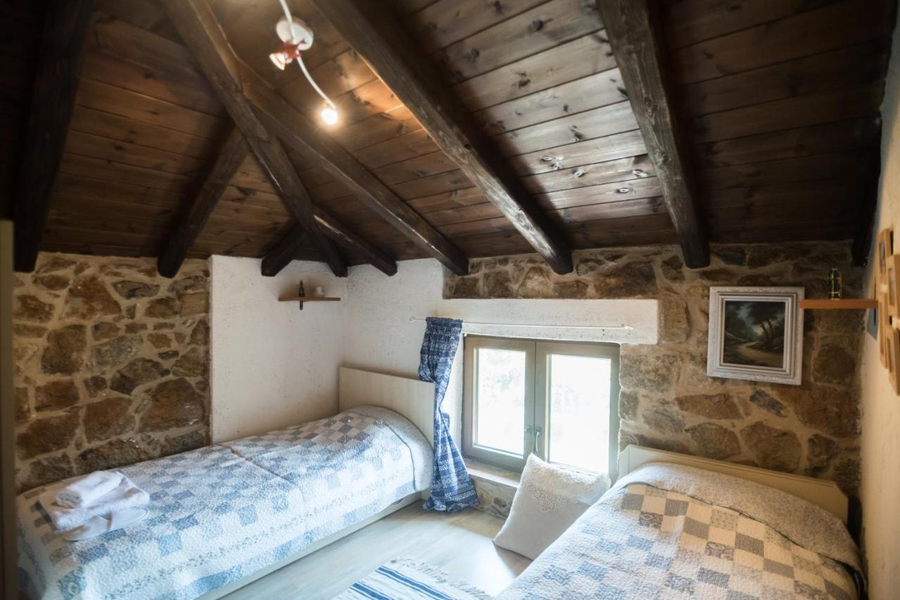 Stone Villas Неа Рода Екстериор снимка