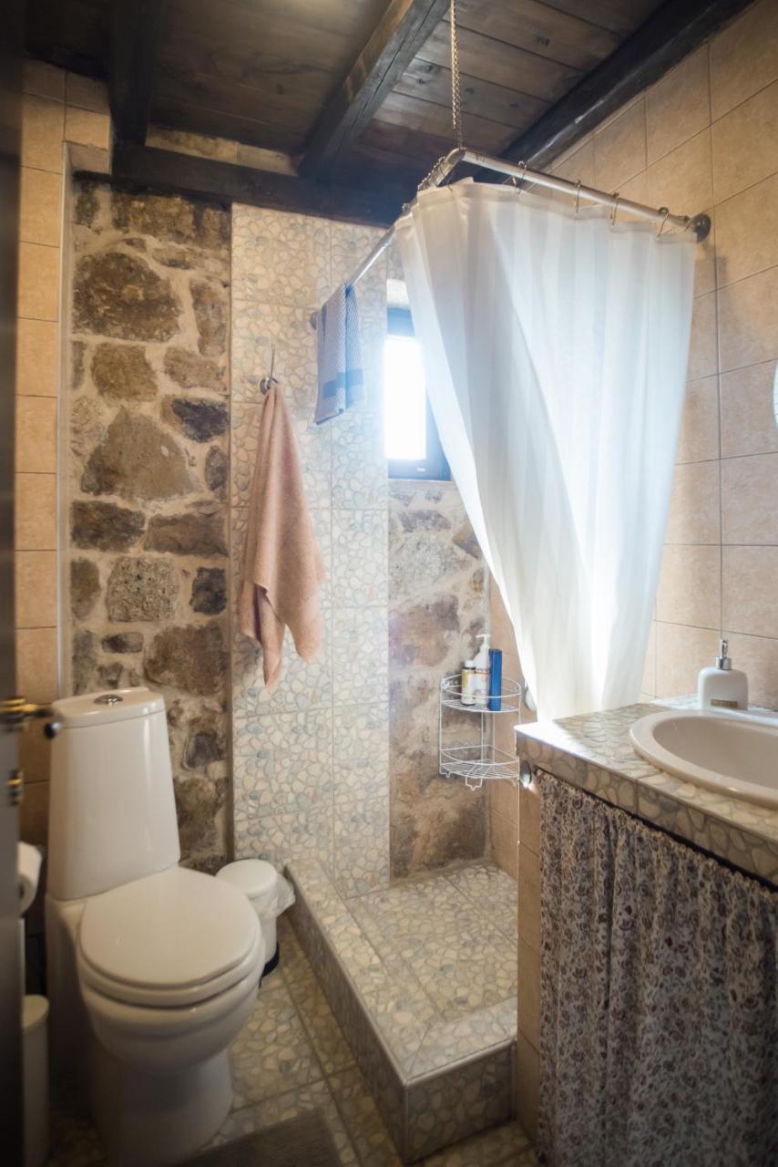 Stone Villas Неа Рода Екстериор снимка